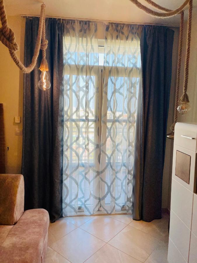 Flores Garden Sea View Apartment With Balcony Chernomorets Dış mekan fotoğraf